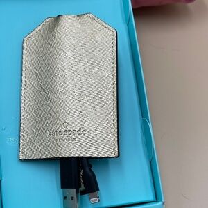 Kate Spade  Metallic Tech Cable Pouch IPod IPhone IPad portable Lightning Cable